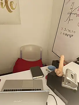 MarianaMonsalve  online show from February 2026 03:01:01 AM