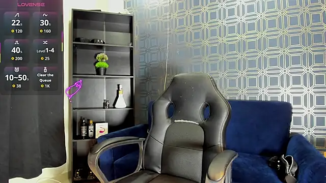 asher lux online show from May 2026 07:56:02 PM
