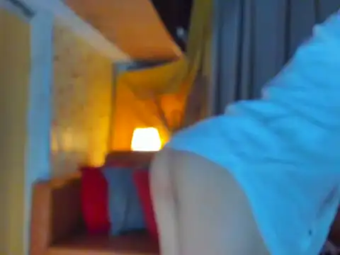 Andrea bricks06 online show from December 2024 03:50:02 AM