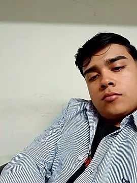 Snapshot of Yosoyelmismo-6737 chatting on January 2026 11:10:02 PM Yosoyelmismo-6737 online show from January 2026 11:10:02 PM