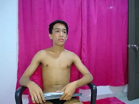 Snapshot of Lospervetidossinlimtes chatting on January 2026 07:06:02 PM Lospervetidossinlimtes online show from January 2026 07:06:02 PM