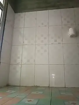 Hiniyk2 online show from February 2026 12:59:02 AM