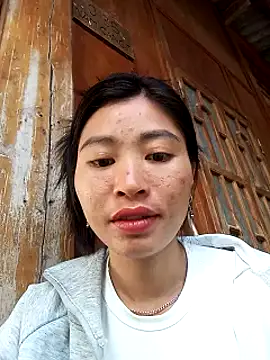 Snapshot of Hiniyk2 chatting on May 2026 11:07:01 AM Hiniyk2 online show from May 2026 11:07:01 AM