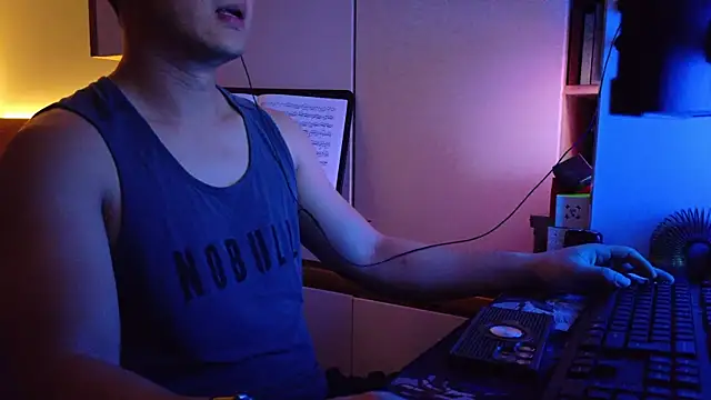 OnlyHand9x online show from July 2026 06:03:02 PM