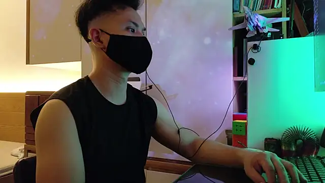 OnlyHand9x online show from July 2026 04:11:01 PM