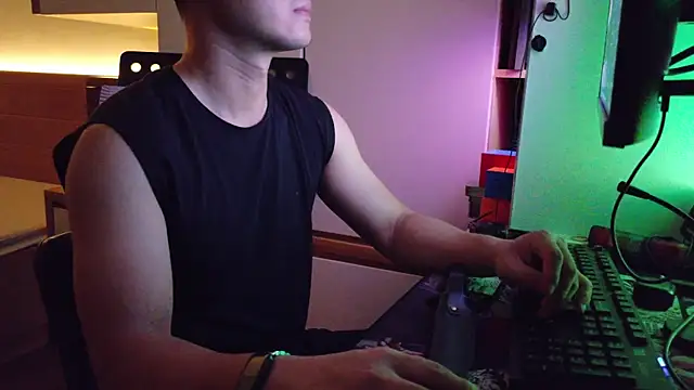 OnlyHand9x online show from July 2026 04:38:02 PM