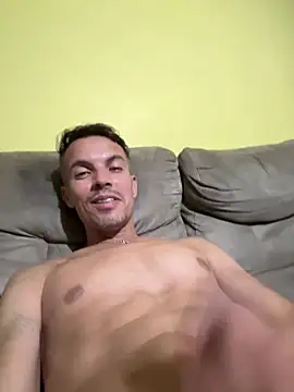 Snapshot of Naldopaugrand chatting on February 2026 02:42:01 AM Naldopaugrand online show from February 2026 02:42:01 AM