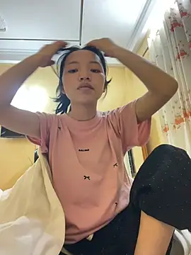 nanaa71 online show from February 2026 12:15:01 PM