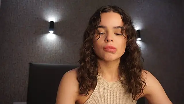 Snapshot of linclars chatting on February 2026 01:48:02 PM linclars online show from February 2026 01:48:02 PM