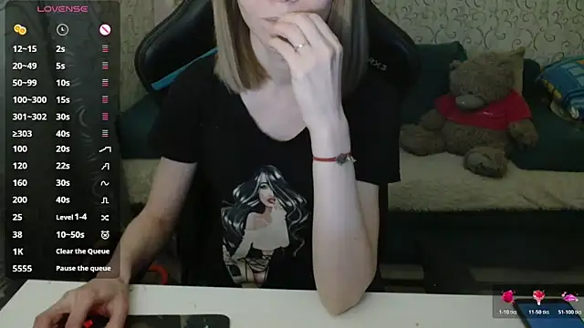 Snapshot of -Milamanka- chatting on February 2026 04:13:01 PM -Milamanka- online show from February 2026 04:13:01 PM