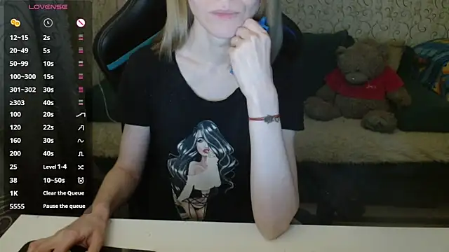 Snapshot of -Milamanka- chatting on February 2026 03:12:01 PM -Milamanka- online show from February 2026 03:12:01 PM