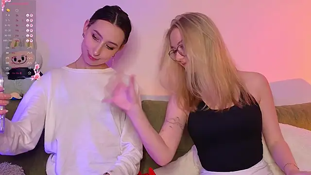 Snapshot of Mimipaws chatting on January 2026 07:34:01 PM Mimipaws online show from January 2026 07:34:01 PM