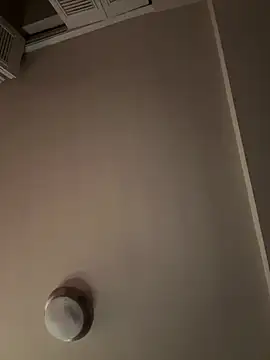 KittyCreamKisses online show from February 2026 12:27:02 AM