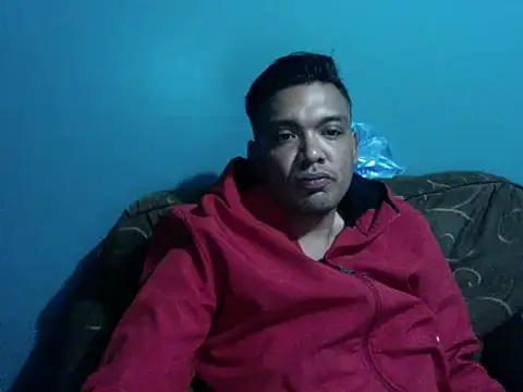 latinomoreno95 online show from February 2026 03:14:02 AM