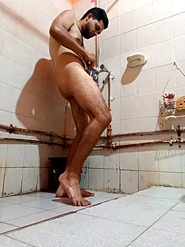 hernam42 online show from March 2026 11:00:02 PM