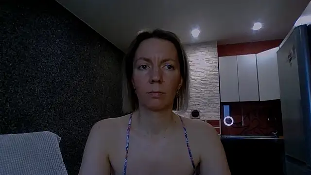 Snapshot of Amanda_Luxe chatting on February 2026 03:04:01 AM Amanda Luxe online show from February 2026 03:04:01 AM