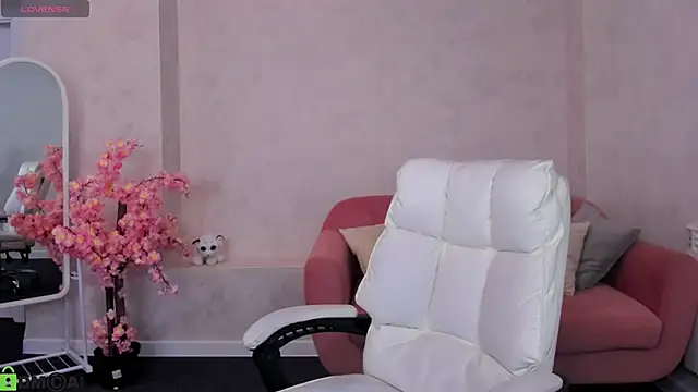 Marie Hayes online show from June 2026 01:32:02 AM