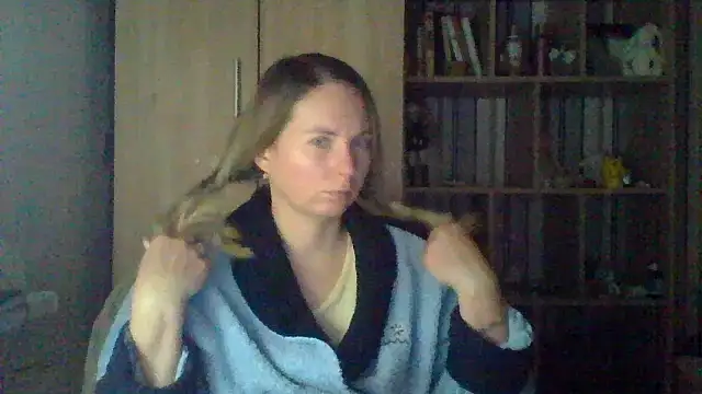 VikiLove765 online show from February 2026 03:54:01 PM