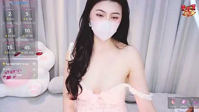 Snapshot of 1-Emma-1 chatting on February 2026 12:37:01 AM 1-Emma-1 online show from February 2026 12:37:01 AM