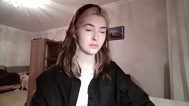 Snapshot of Dia_DeAmas chatting on February 2026 04:11:02 PM Dia DeAmas online show from February 2026 04:11:02 PM