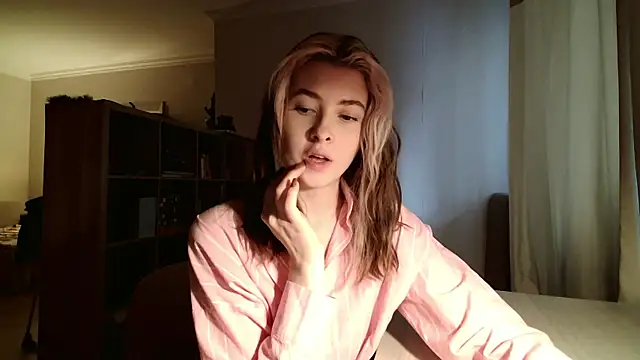 Snapshot of Dia_DeAmas chatting on February 2026 01:27:02 PM Dia DeAmas online show from February 2026 01:27:02 PM