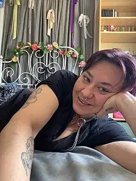 NymphoBuzi online show from May 2026 03:29:02 PM