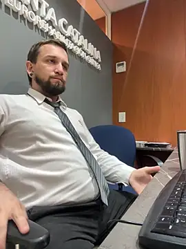 Chubandchaser online show from February 2026 09:01:01 PM