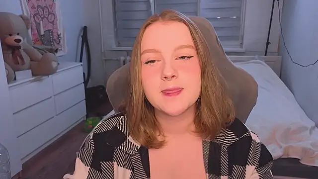 Snapshot of Ol1via chatting on February 2026 01:04:01 AM Ol1via online show from February 2026 01:04:01 AM