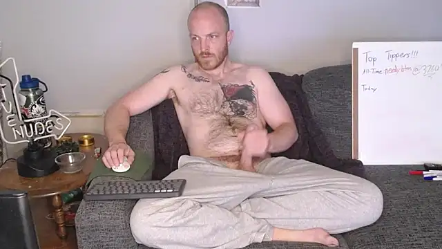 Snapshot of SeanSativa chatting on June 2026 09:10:01 AM SeanSativa online show from June 2026 09:10:01 AM