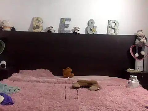 Flabia Roses online show from February 2026 01:35:02 AM