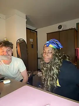 CookiesNcreaming online show from March 2026 10:58:01 PM