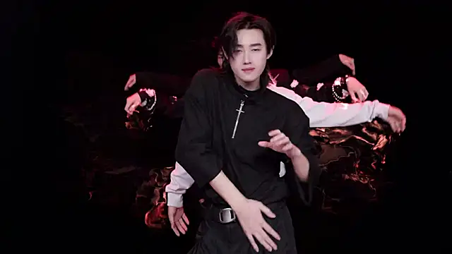 EXO-cbz online show from February 2026 07:58:01 AM