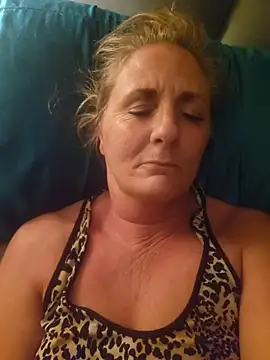 Snapshot of HotAzMilf chatting on March 2026 09:10:02 AM HotAzMilf online show from March 2026 09:10:02 AM