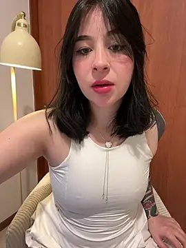 evelynrosess1 online show from June 2026 02:11:01 AM