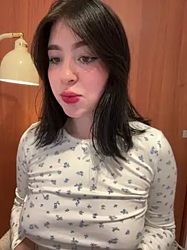 evelynrosess1 online show from June 2026 11:20:01 PM