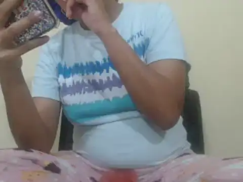 Snapshot of Kandysweety_2 chatting on February 2026 04:05:02 PM Kandysweety 2 online show from February 2026 04:05:02 PM