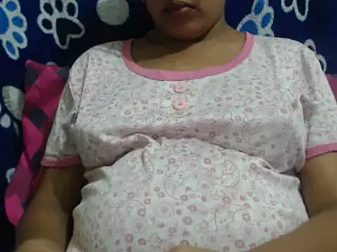 Snapshot of Kandysweety_2 chatting on February 2026 02:06:02 AM Kandysweety 2 online show from February 2026 02:06:02 AM