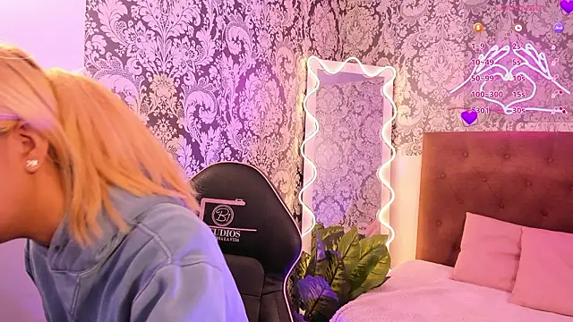 Snapshot of IRINA_TAY1 chatting on February 2026 04:09:02 AM IRINA TAY1 online show from February 2026 04:09:02 AM