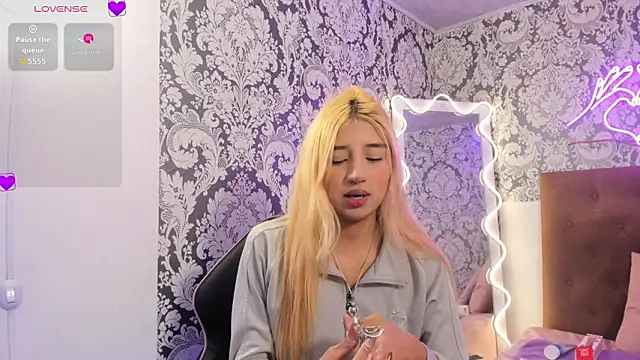 Snapshot of IRINA_TAY1 chatting on February 2026 04:13:01 AM IRINA TAY1 online show from February 2026 04:13:01 AM