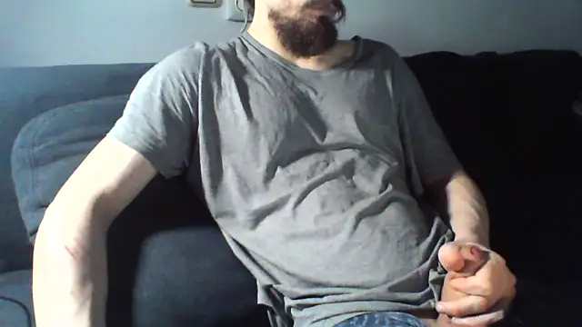 Snapshot of KaelNox chatting on May 2026 04:01:02 PM KaelNox online show from May 2026 04:01:02 PM