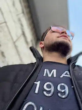 Snapshot of AquaSergei chatting on February 2026 08:35:02 AM AquaSergei online show from February 2026 08:35:02 AM