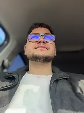 Snapshot of AquaSergei chatting on February 2026 11:22:02 AM AquaSergei online show from February 2026 11:22:02 AM