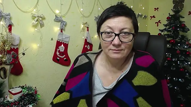 Snapshot of EmilyL0ve chatting on January 2026 03:36:02 PM EmilyL0ve online show from January 2026 03:36:02 PM