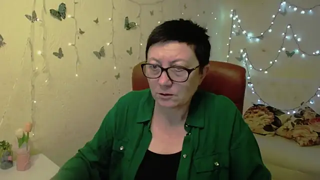 EmilyL0ve online show from March 2026 06:26:02 PM