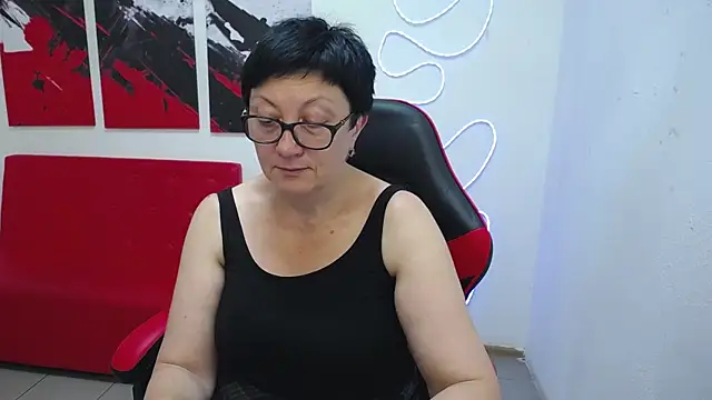 EmilyL0ve online show from July 2026 05:20:01 PM