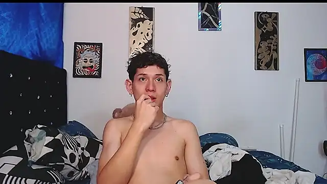 Snapshot of yorsamm_smit chatting on February 2026 11:03:02 PM yorsamm smit online show from February 2026 11:03:02 PM