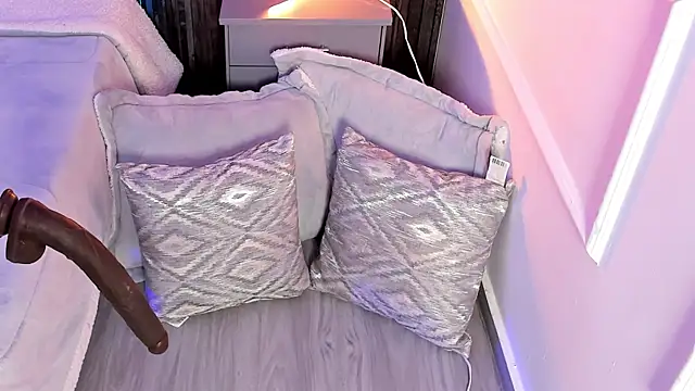 Snapshot of Ariablakee chatting on January 2026 08:03:01 PM Ariablakee online show from January 2026 08:03:01 PM