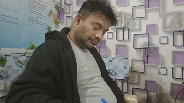 Snapshot of KUMA_500 chatting on January 2026 01:44:01 AM KUMA 500 online show from January 2026 01:44:01 AM