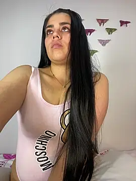 sophyy white online show from July 2026 06:00:02 AM