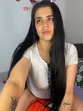 sophyy white online show from July 2026 06:20:01 AM